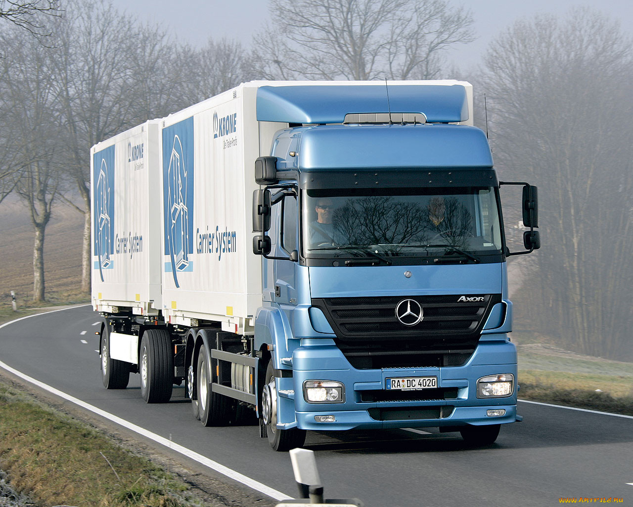 , mercedes, trucks